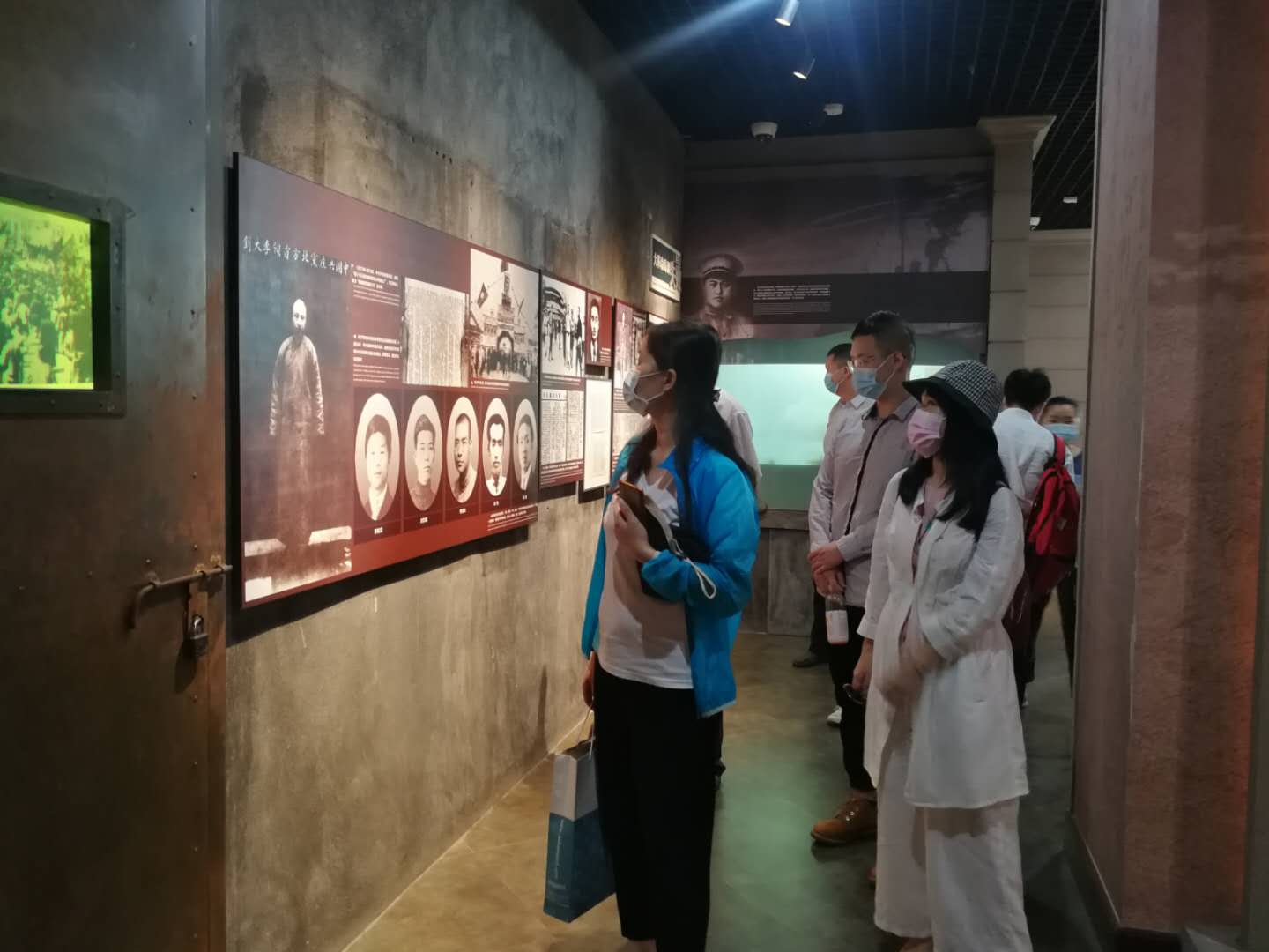 聆聽歷史足音，緬懷崢嶸歲月 公司員工參觀武漢革命博物館(圖1)