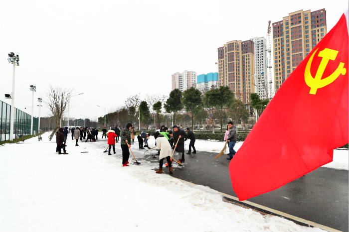 一場(chǎng)雪，體育中心美得不要不要的 但最美的風(fēng)景還是他們(圖7)