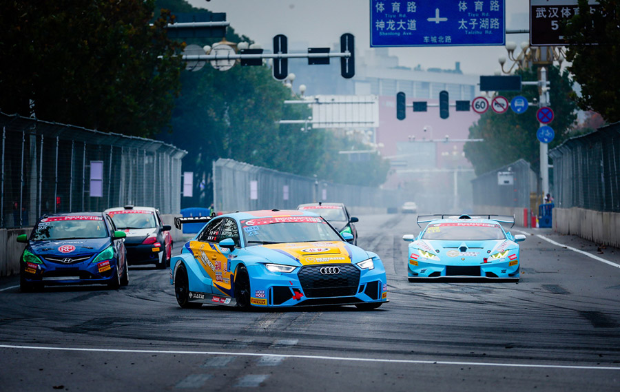 “鐵馬”為媒，造車之城漸成賽車之城