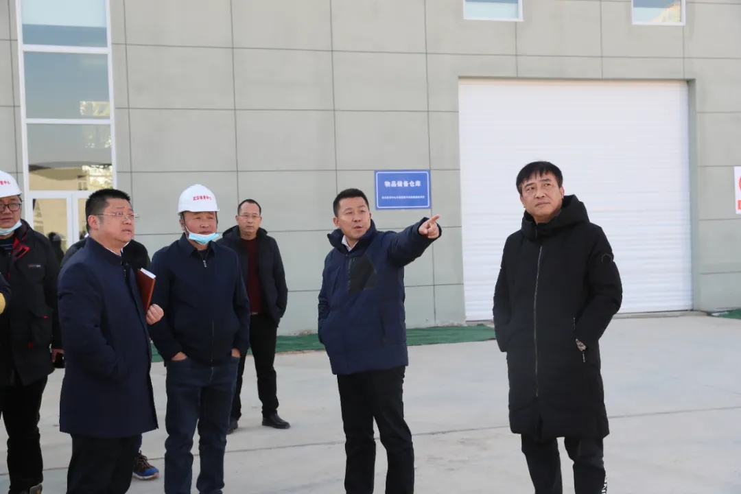 公司領(lǐng)導(dǎo)檢查軍運(yùn)會賽后利用項(xiàng)目建設(shè)(圖4) 公司領(lǐng)導(dǎo)檢查軍運(yùn)會賽后利用項(xiàng)目建設(shè)(圖4)